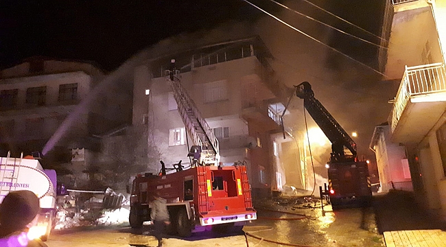 Elmalı'da ev yangını