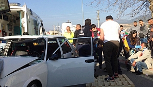 Gazipaşa'da  kaza: 2 yaralı