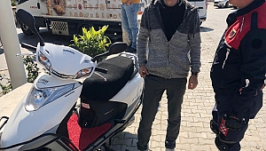 Kasksız motosiklet  sürücülerine geçit yok