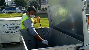 Kepez'de konteynerler  dezenfekte ediliyor