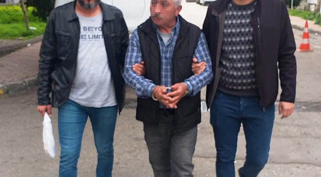 Sahte altın bilezik satarken yakalandı
