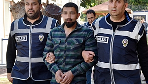 Sevgilisinin platonik  aşığı, otomobilini yaktı