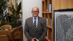 Akıncı'dan kutlama mesajı