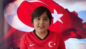 Alanya'daki miniklerin 23 Nisan coşkusu