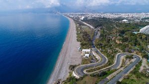 Antalya 'evde kal'dı