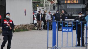 Antalya Açık Ceza İnfaz Kurumu'ndan tahliyeler başladı