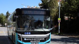 Antalya'da toplu ulaşım kısıtlı devam ediyor