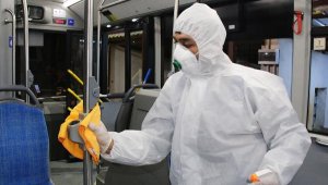 Antalya'nın 19 ilçesi 32 bin litre dezenfektan ile temizlendi