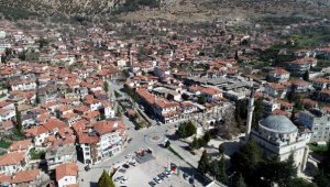 Antalya'nın tarihi ilçesi Elmalı sessizliğe büründü