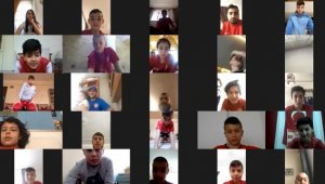 Antalyaspor'dan 23 Nisan'a özel antrenman