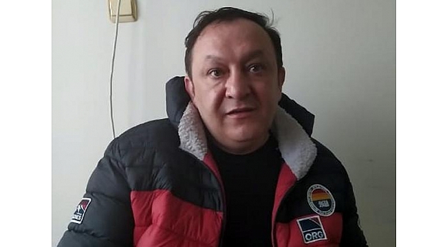 Kızlar Kendi Kedilerini Boşaltıyorlar Kızlar Kendi Kedilerini Boşaltıyorlar