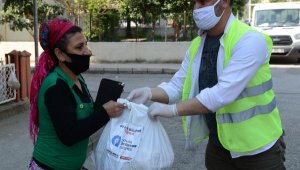 Büyükşehirin gıda yardımı devam ediyor
