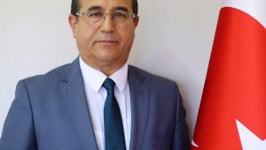 Dekan Ayhan: Türkiye asılsız habere maruz kalan ülkeler sıralamasında birinci