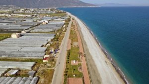 Demre ve Kaş'ta sessizlik; caddeler, sahiller boş kaldı