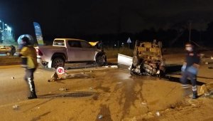 Döşemealtı'nda kaza: 2 yaralı