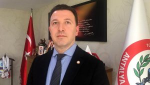 Eczacılar, TEB Başkanı Çolak'ı istifaya davet etti