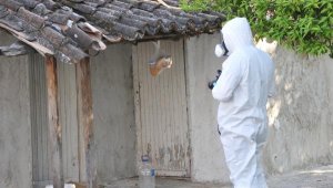 Evde ölü bulundu, yemekleri kapısında kaldı