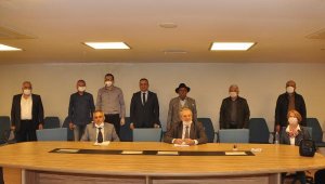 Fakülte binaları için 20 milyon liralık sözleşmeye, koronavirüs tedbirli imza töreni