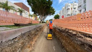 Fener Mahallesi'nde yağmur suyu çalışması