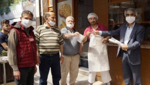 Finike HEM gönüllülerinden maske