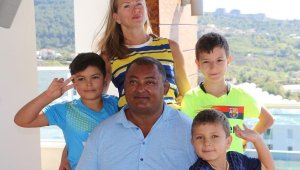 Fransız Mourad Ghazli: Avrupa'yı görseler Türkiye'ye şükrederler