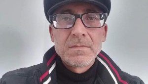 Kamyona arkadan çarpan motosikletin sürücüsü öldü