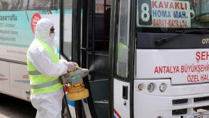 Manavgat Belediyesi dolmuşları dezenfekte etti