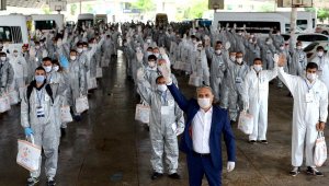 Maskeler kapı kapı dağıtılıyor