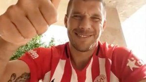 Podolski'den gençlere tavsiyeler