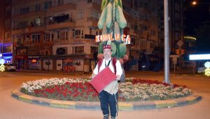 Ramazan davulcusundan 'Evde Kal' çağrısı