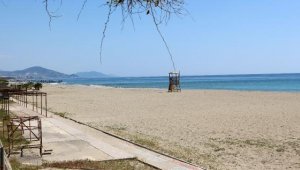 Sahillerin boş kaldığı Alanya'da caddeler doldu