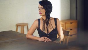 Şarkıcı Yeliz Tek'ten kampanya desteği