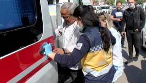 Uyuşturucu almasına izin vermeyen babasını bıçakladı