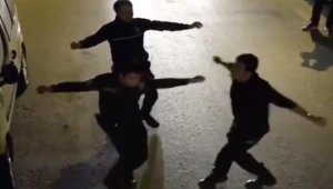 Vatandaş çaldı, polis oynadı