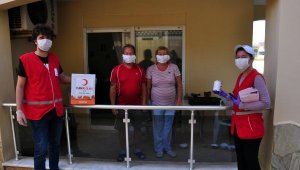 Yerleşik yabancılardan Türkiye'nin koronavirüs önlemlerine övgü