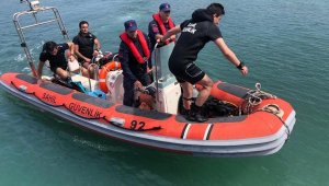 'Denize gireceğim' dedikten sonra kaybolan doktoru arama çalışmaları sürüyor