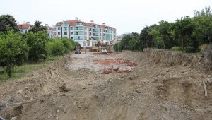 Alanya'da 3 başkan döneminde bitirilemeyen yol açılıyor