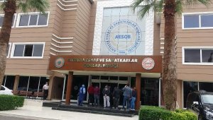 Antalya Esnaf Odaları binasında bomba olduğu ihbarı asılsız çıktı - Yeniden