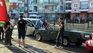 Antalya'da 'sosyal mesafeli oto havuz' turu