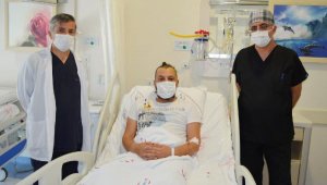 Baş ağrısı diye gitti, beyin kanaması geçirdiğini öğrendi