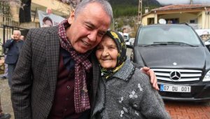 Başkan Böcek'ten Anneler Günü mesajı