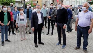 Başkan Böcek'ten berber ve kuaförlere destek