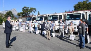 Başkan Esen, pandemi sürecinin kahramanlarıyla bayramlaştı