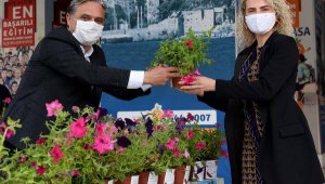 Başkan Uysal, Anneler Günü'nü kutladı