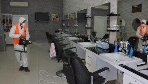 Berber ve kuaförler dezenfekte edildi