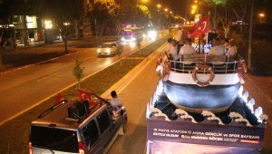 Büyükşehir Bandosu 'evde kalanlara' moral için sokakta