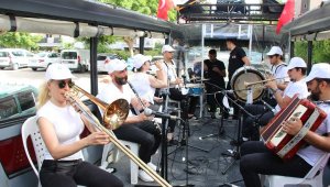 Büyükşehir'den merkez ve ilçelerde bayram coşkusu