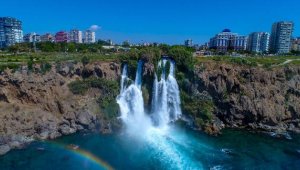 Düden ve Kurşunlu şelaleleri, karların erimesiyle çağladı