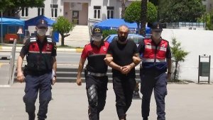 Evinde uyuşturucu bulundu, ağlayarak eşinden af diledi