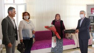 Kaymakam Yiğit'ten Anneler Günü ziyaretleri